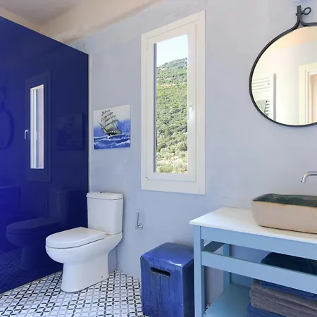 Luxurious Nadoria, Ithaca Island