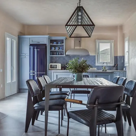 Luxurious Nadoria, Ithaca Island *