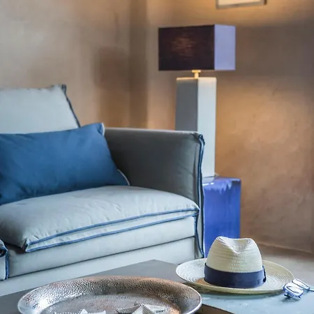 Luxurious Nadoria, Ithaca Island Βαθύ