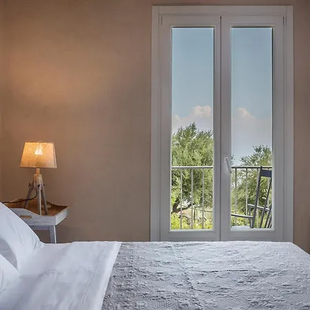 Luxurious Nadoria, Ithaca Island *