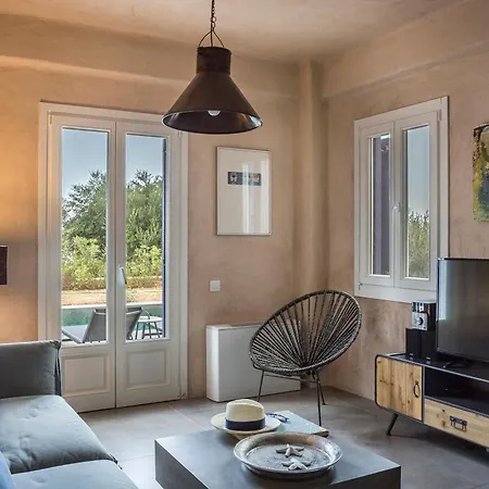 Βίλα Luxurious Nadoria, Ithaca Island *