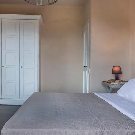 Luxurious Nadoria, Ithaca Island *