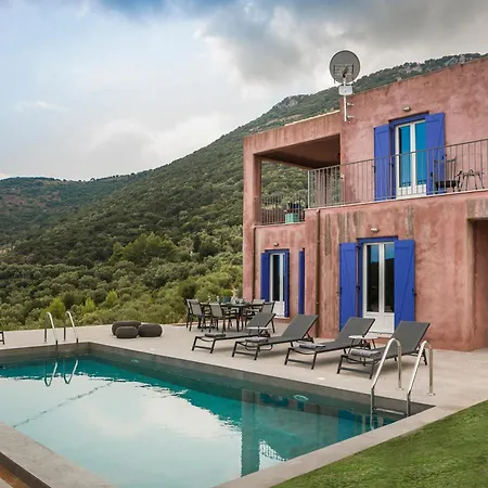 Luxurious Nadoria, Ithaca Island *