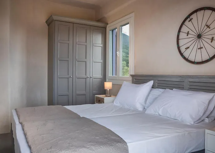 Luxurious Nadoria, Ithaca Island *