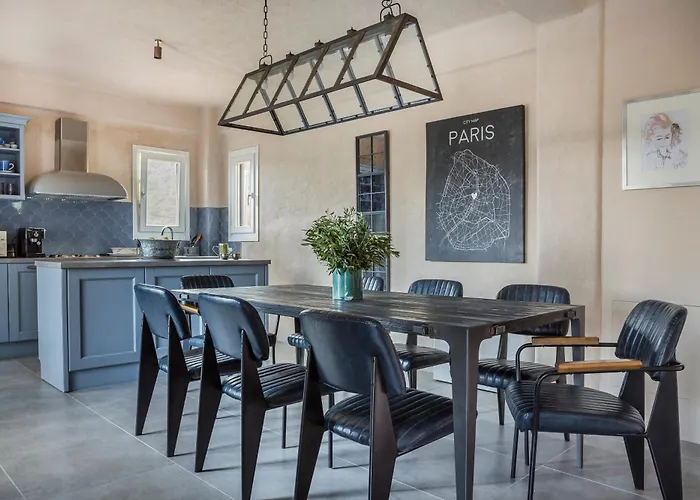 فيلة Luxurious Nadoria, Ithaca Island
